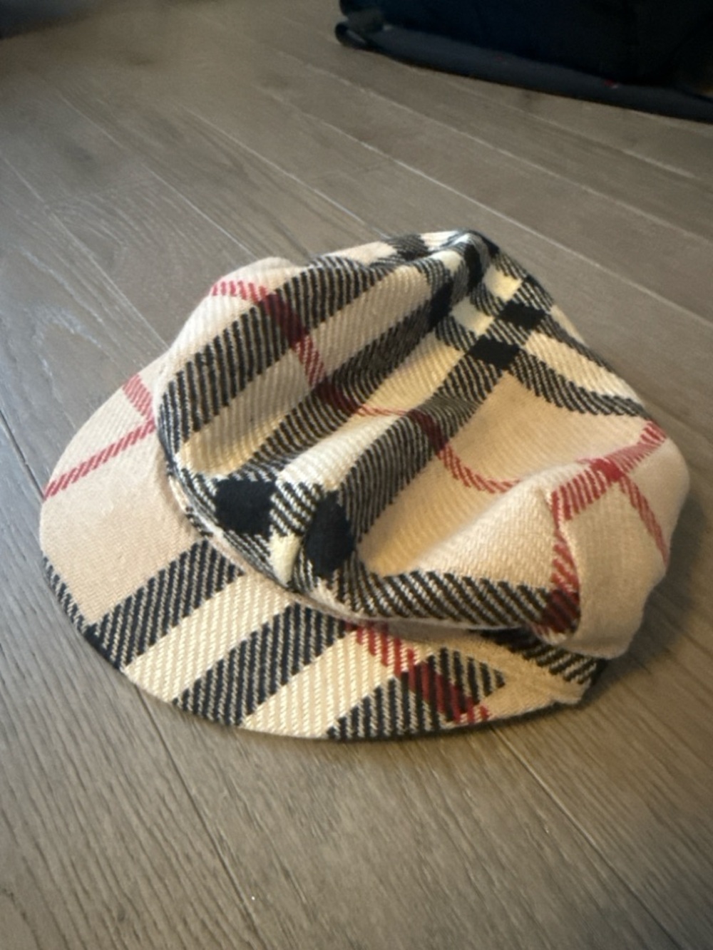 Burberry Plaid Baker Boy Hat in Beige, Black & Red